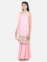 BownBee Sleeveless Floral Embroidered Lace Detailed Kurta Sharara With Dupatta - Pink
