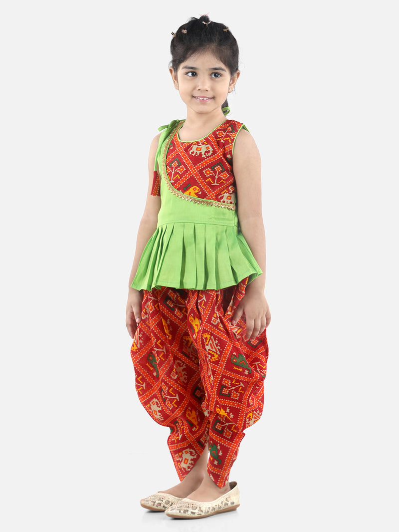 BownBeePatan Patola Patch Top with Dhoti- Green