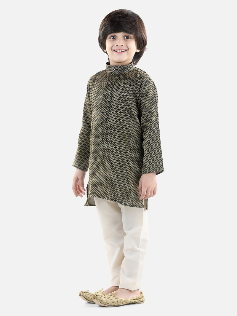 BownBee Full Sleeve Jacquard Kurta Pajama- Black