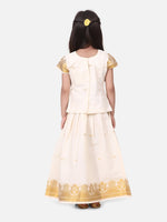 BownBee GirlsHalf Sleeve South Indian Pavda Pattu Lehenga- White